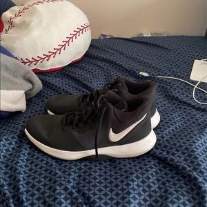 Nike Air Precision 2. Men’s Basketball Shoes